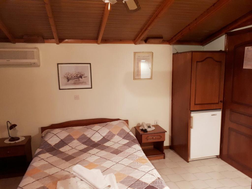 ניו פנטלימונאס Apartments Erato מראה חיצוני תמונה